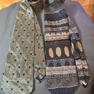 Vintage Set of 2 silk ties- Louis Feraud  and Tesoro Rosso
